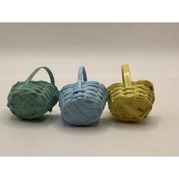 Miniature Dollhouse Baskets Set of 3 Pastel Colors Blue Yellow Green - Picture 4 of 6